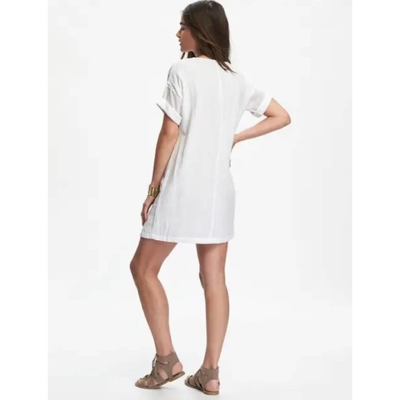 White Old Navy Short Sleeve Cocoon Dress Navy Embroidery Calla Lily Large Tall - Picture 2 of 15